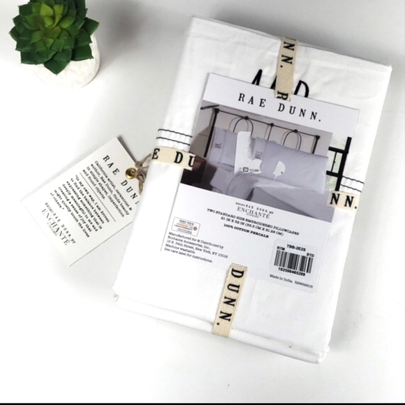 Rae Dunn MRS & MR Set of Standard Pillowcases - Picture 2 of 2